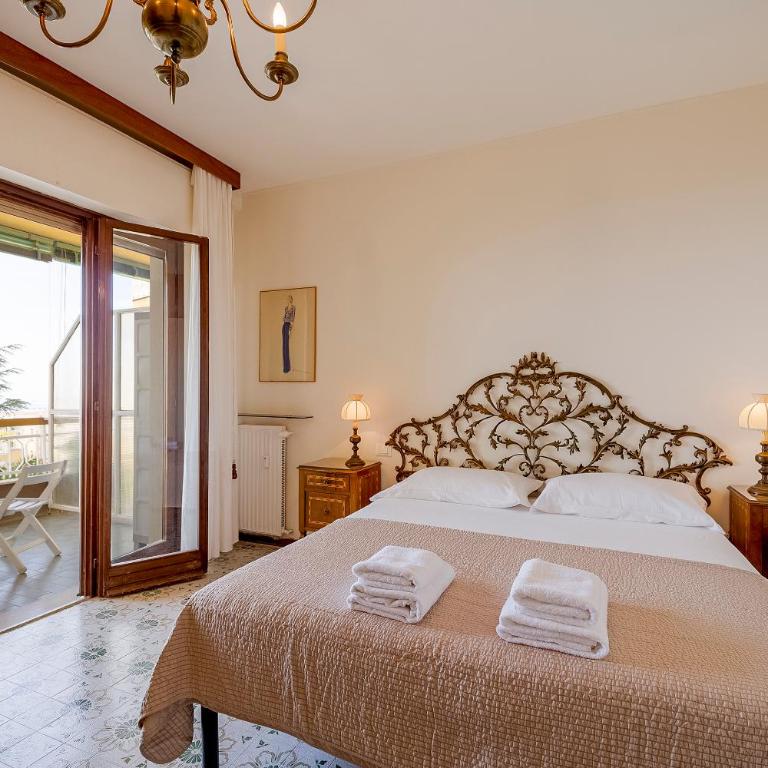 GuestHost - Condominio Turchese Seaview Apartment - Two-Bedroom Apartment - 16