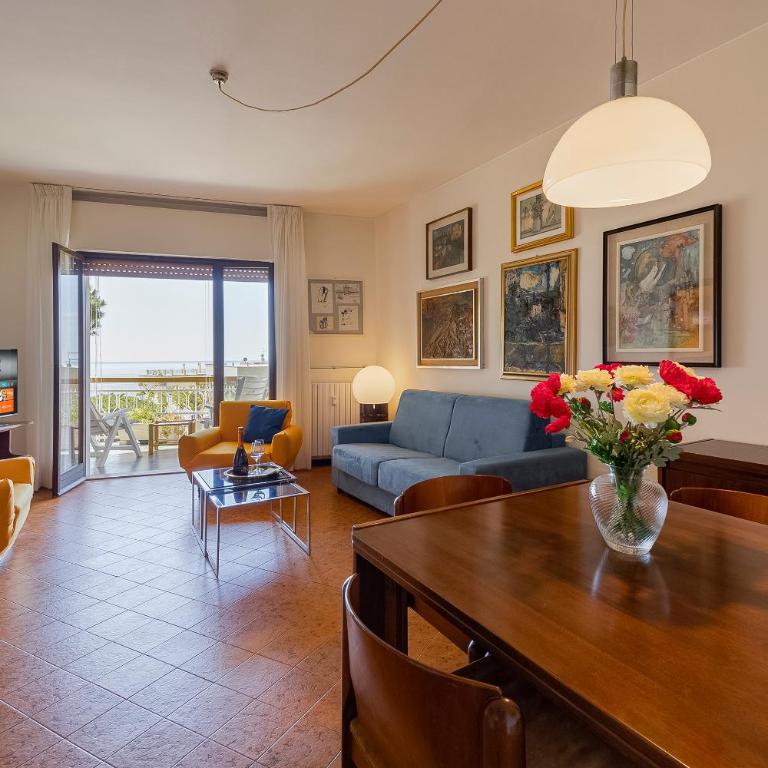 GuestHost - Condominio Turchese Seaview Apartment - Two-Bedroom Apartment - 4