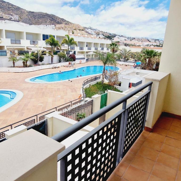 Precious 3 bedroom, Oasis de Fanabe Wifi Free - Apartamento - 41