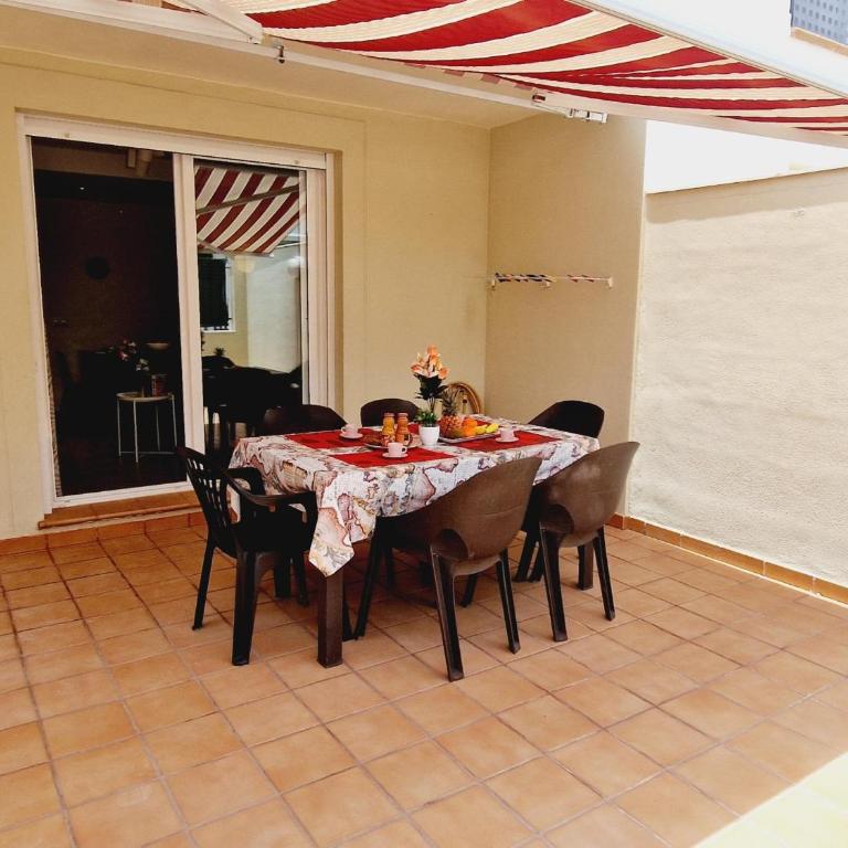Precious 3 bedroom, Oasis de Fanabe Wifi Free - Apartamento - 42