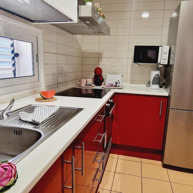 Precious 3 bedroom, Oasis de Fanabe Wifi Free - Apartamento - 9