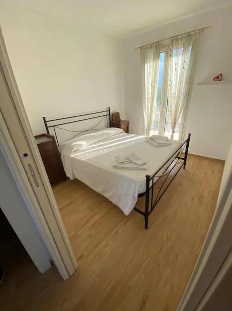 Villa Adelaide - Appartamento con 2 Camere da Letto e Vista Piscina - 5