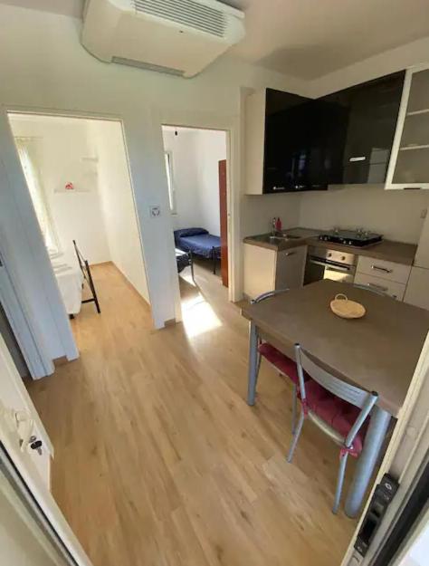 Villa Adelaide - Appartamento con 2 Camere da Letto e Vista Piscina - 4