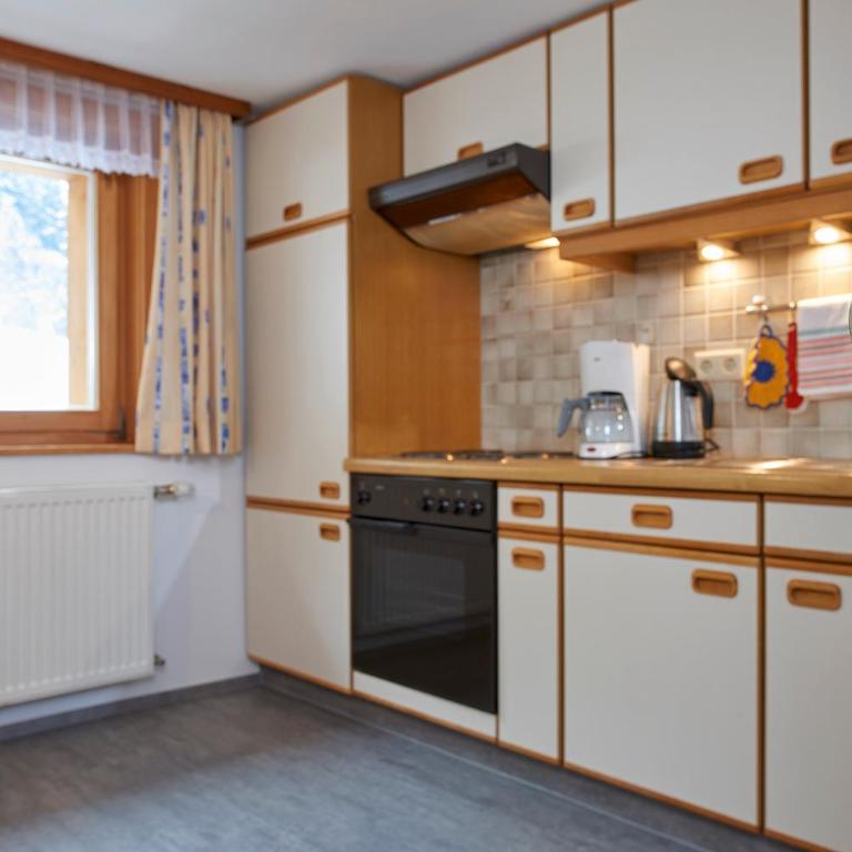 Haus Wasserfall - Apartment mit 1 Schlafzimmer und Küche - 4