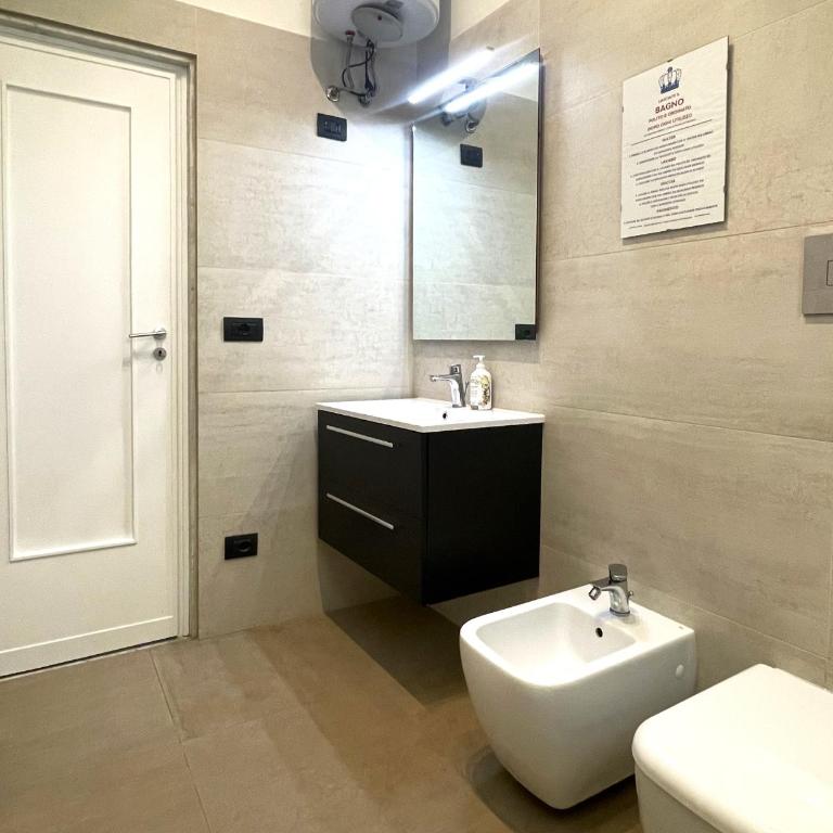 EASYSTAY BARI Rooms - Ampia Camera Matrimoniale - 14