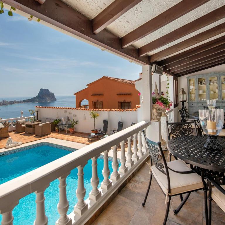 Villa Vista Calpe - Habitación Cuádruple con vistas al mar - 1
