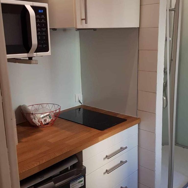 T1 Bis plein centre de Toulon,climatisé - One-Bedroom Apartment - 12