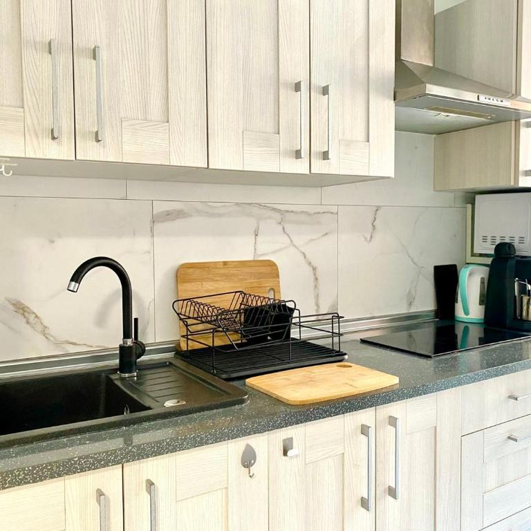 Torrevieja modern apartment with swimming pool - Apartamento de 1 dormitorio - 9