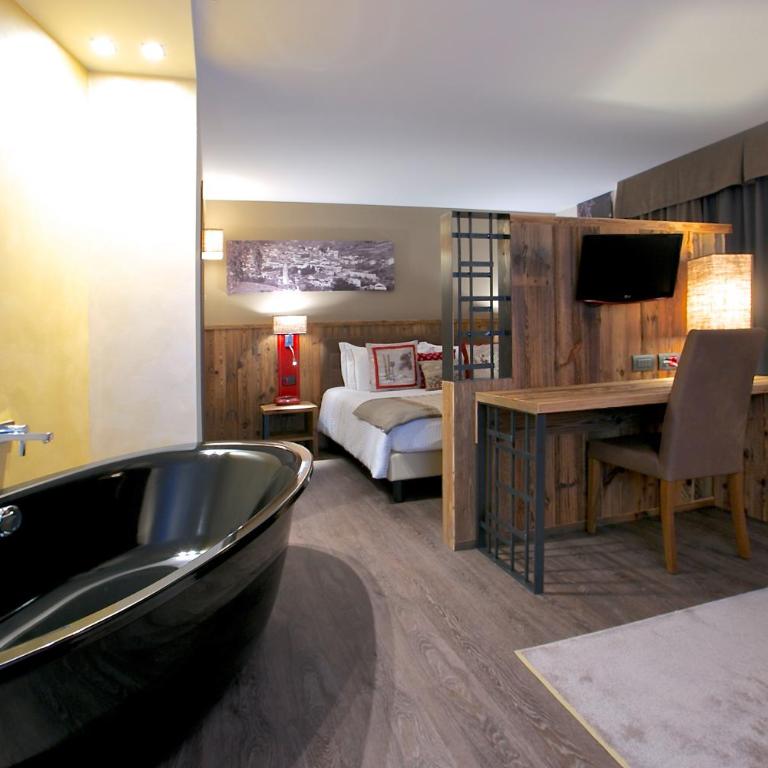 Olimpia Hotel - Suite Deluxe - 12