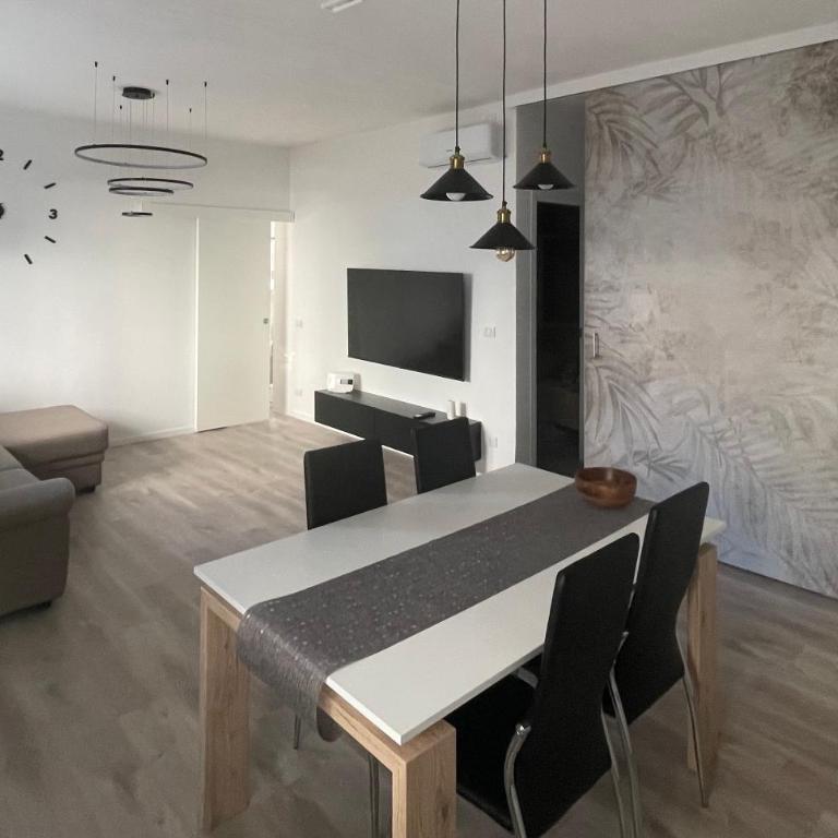 GIGI HOUSE [appartamento PIAZZA MAZZINI] 300m dal mare - Appartamento Deluxe con 2 Camere da Letto - 8