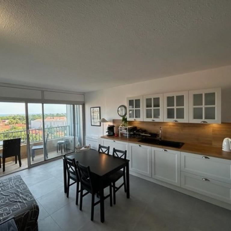 Appartement T2 cabine avec parking sécurisé à 200m de la plage - FR-1-388-178 - Appartement (6 Adultes) - 1