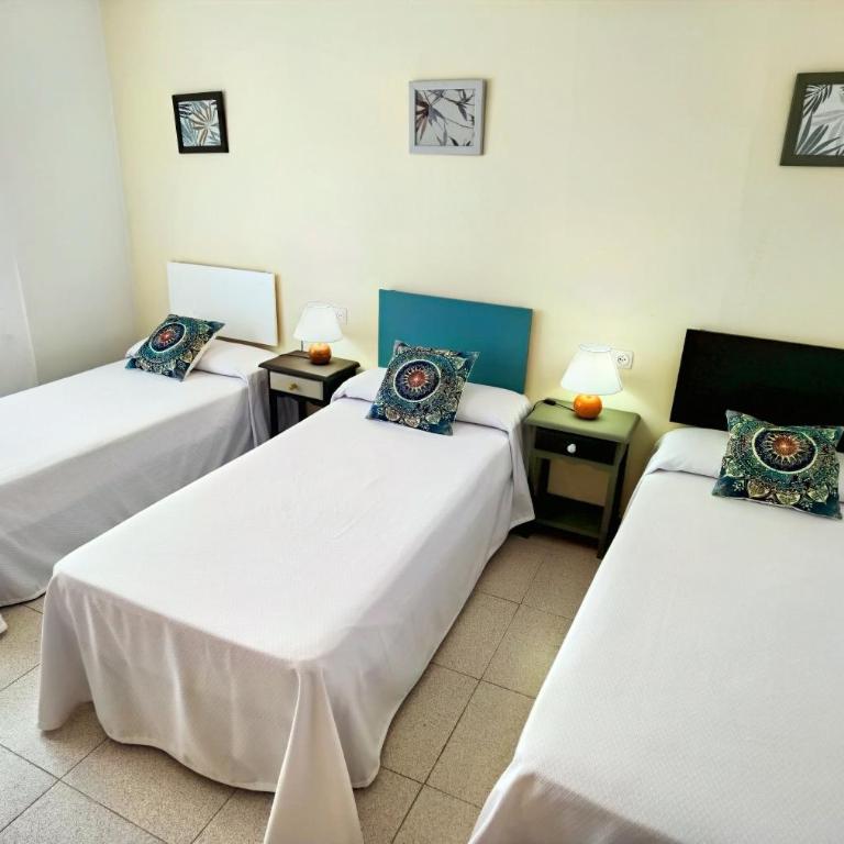 Hostal Noray - Habitación Triple - 14