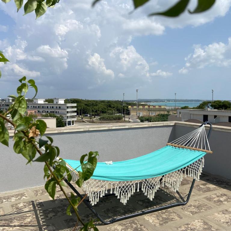 Terrazza vista mare e box auto - Appartamento con 2 Camere da Letto - 29