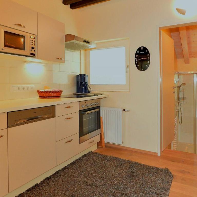 Alpenlandhaus Menardi - Apartment mit 2 Schlafzimmern und Balkon - 3