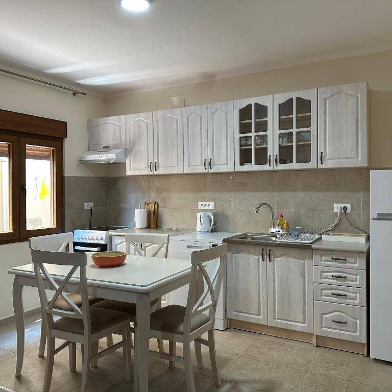 Tara Two Bedroom Apartment - Budva - Apartman sa 2 Spavaće Sobe - 3