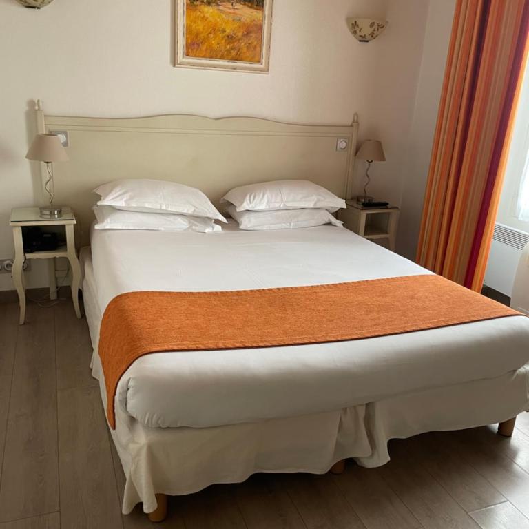 Hôtel Le Médiéval Palais des Papes - Chambre Double Classique - 2