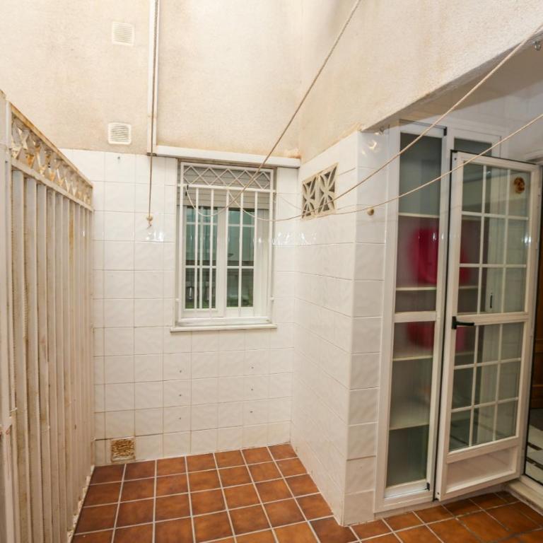 LAS FLORES - Three-Bedroom Apartment - 26