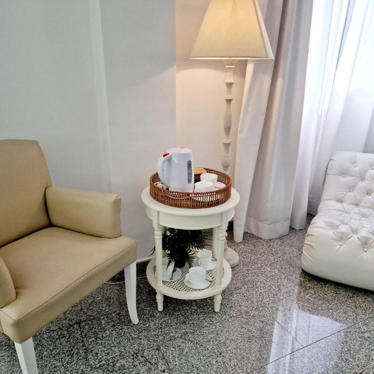 Hotel Plaza Del Castillo - Suite Familiar - 5