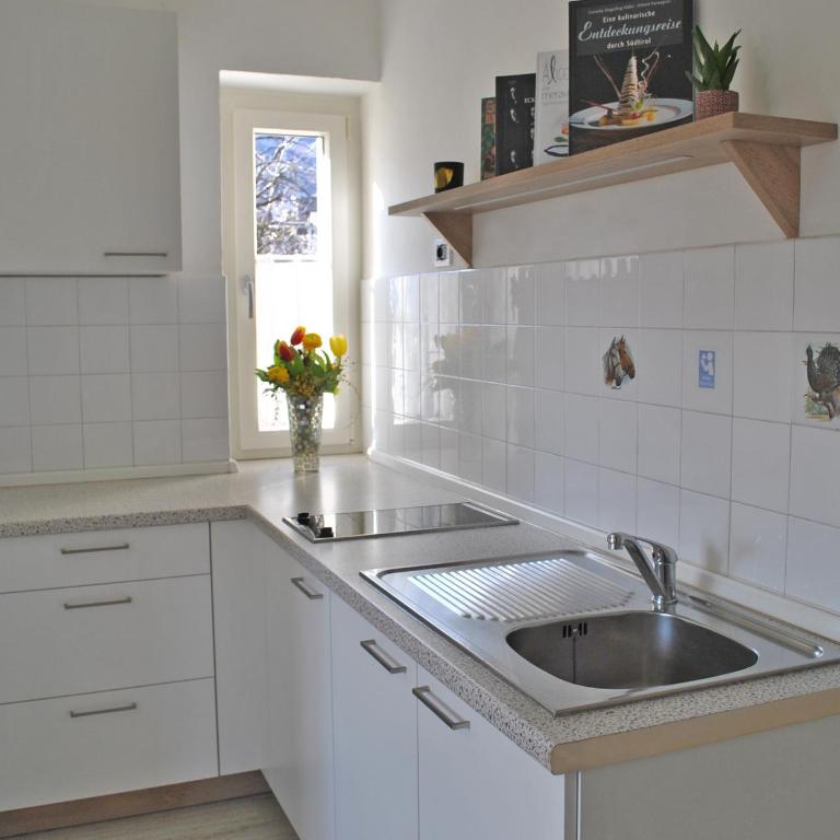 Ferienwohnung Seespiegel direkt am Kalterer See - Appartamento con Vista Lago - 16