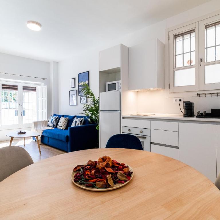 LOS HERMANOS DEL MENTIDERO - One-Bedroom Apartment - 24
