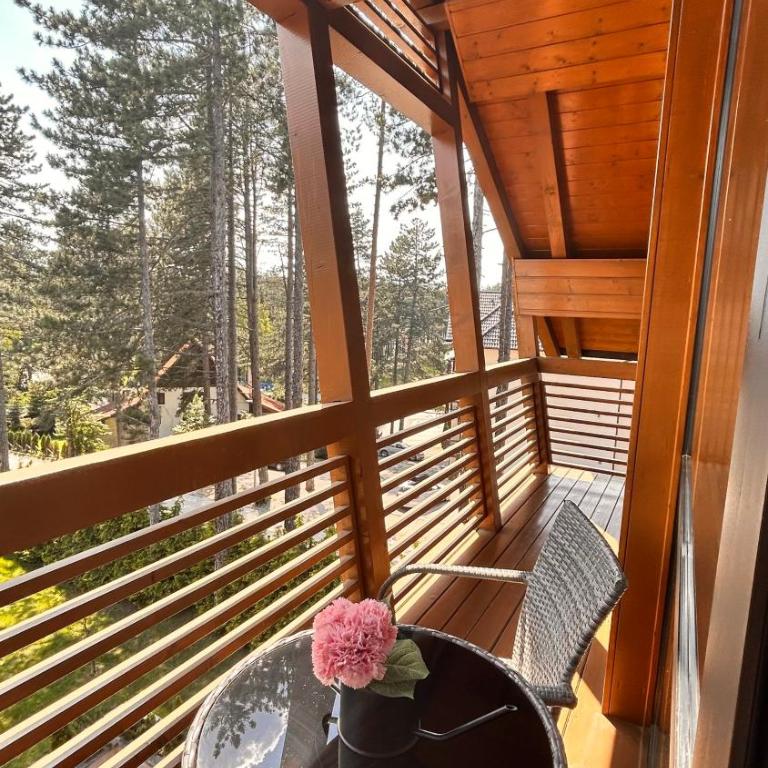 Emmy Apartman Zlatibor - Apartman sa 2 Spavaće Sobe - 6