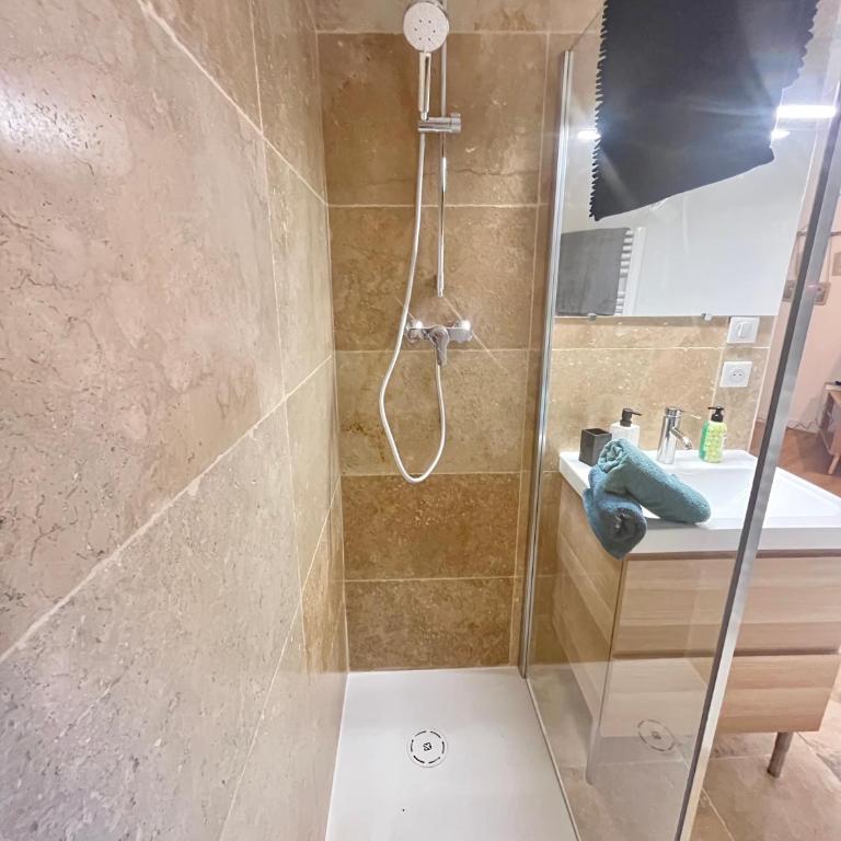 "La maison Fabrin" Studio N1 Arles centre - One-Bedroom Apartment - 5