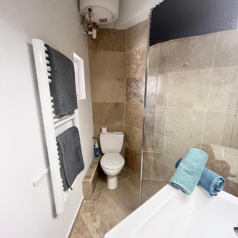 "La maison Fabrin" Studio N1 Arles centre - One-Bedroom Apartment - 14