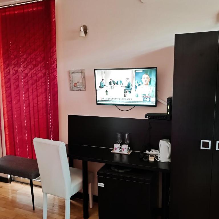 M Central Park - One-Bedroom Apartment - 4