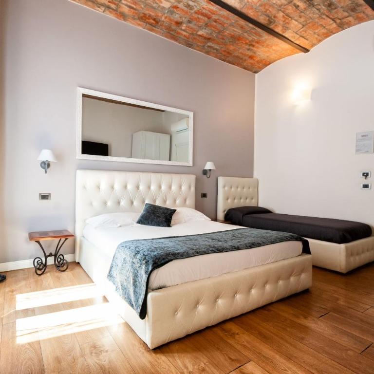 Casa Bolognetti - Comfort Dreibettzimmer mit Dusche - 9
