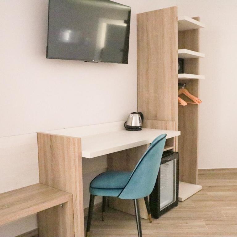 HOTEL NARCEA - Suite con bañera de hidromasaje y cama grande - 10