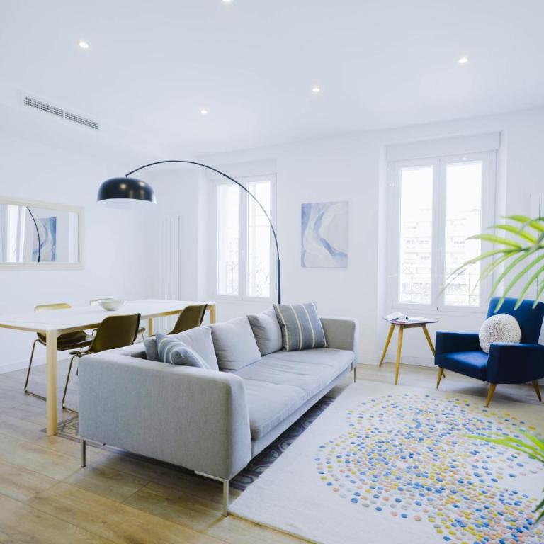 Wonderful 2BR2BA flat overlooking Pedro Zerolo S - Apartment - 1