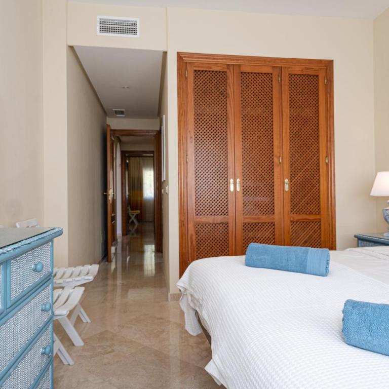 Costalita Beach Apartment - Two-Bedroom Apartment - 23