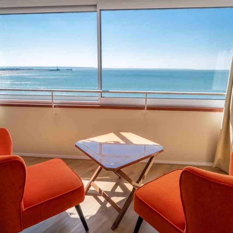 LOGIS HOTEL - La Petite Rade - Chambre Double Confort - Vue sur Mer - 1