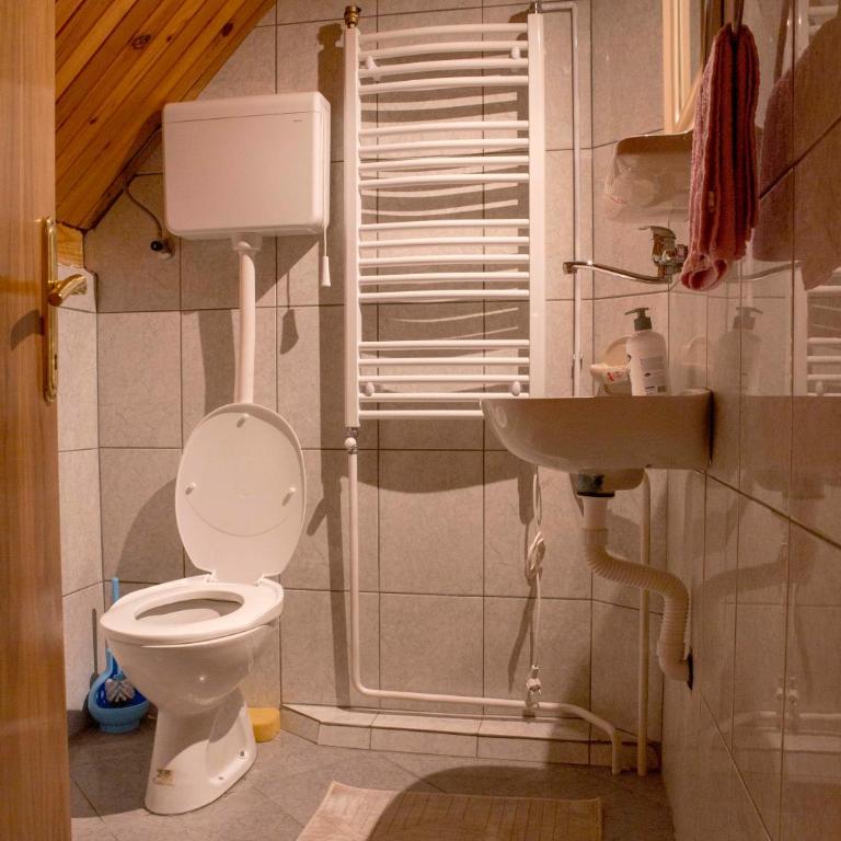 Moticki Gaj Cottage - Three-Bedroom House - 24