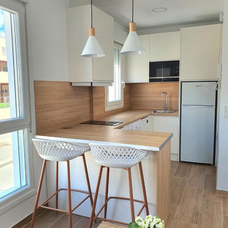 Apartamento a estrenar en Planta Primera B con piscina - Apartamento de 1 dormitorio - 2