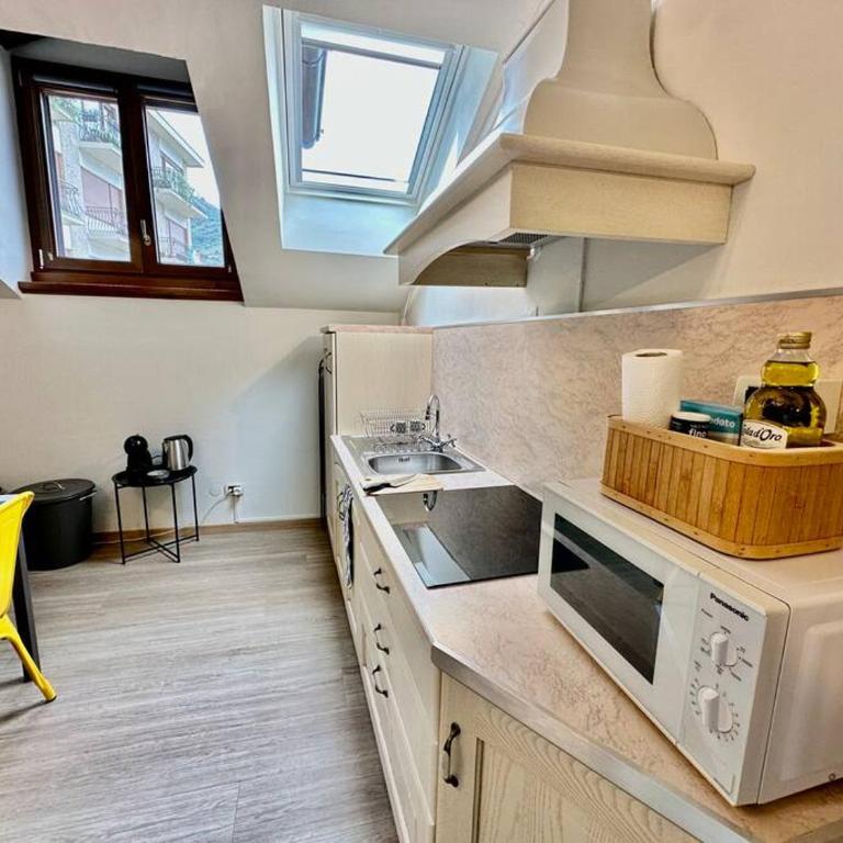 63 passi dal lago by Revenue House - Appartamento con 1 Camera da Letto - 7
