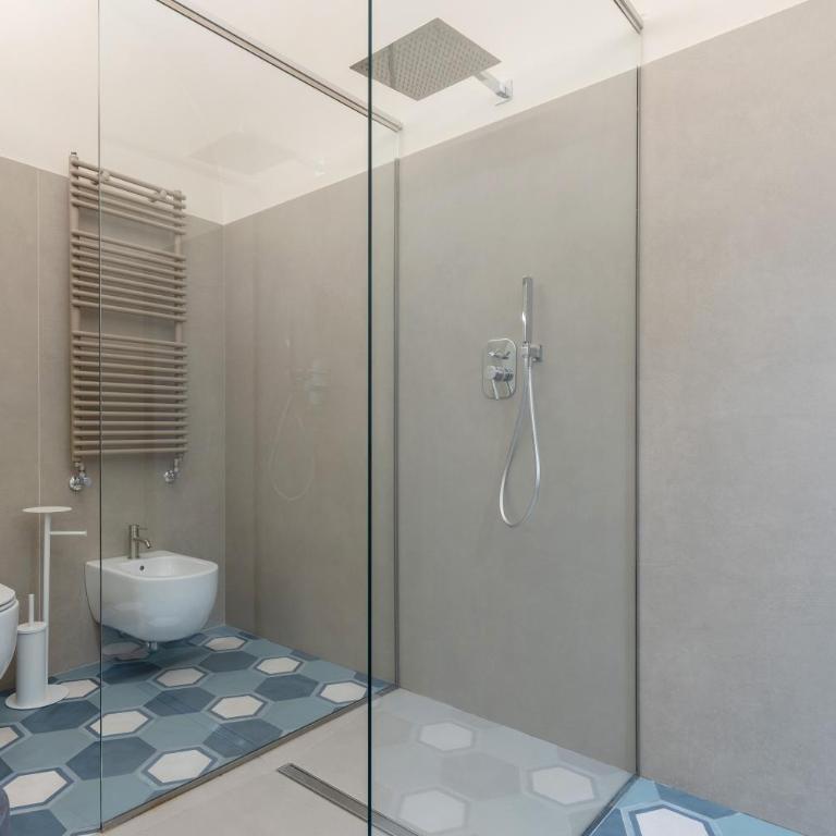 Biuti Suite Apartment - Two-Bedroom Apartment - 16