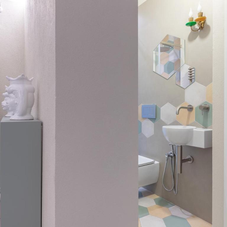 Biuti Suite Apartment - Two-Bedroom Apartment - 22