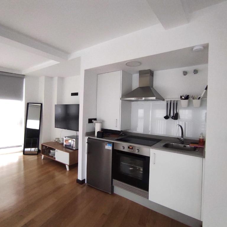3. Amplio y muy luminoso para disfrutar de Ourense - Apartamento de 1 dormitorio - 13