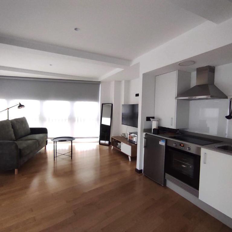 3. Amplio y muy luminoso para disfrutar de Ourense - Apartamento de 1 dormitorio - 12