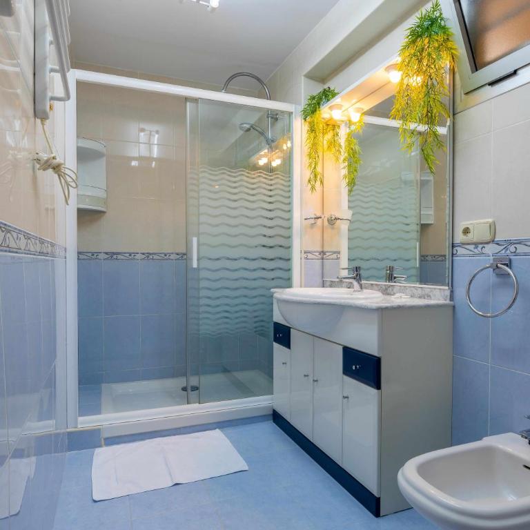Inftour Fleming Apartamento - Two-Bedroom Apartment - 25