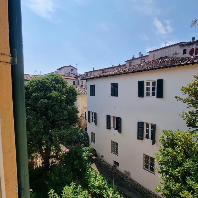 Dimora Leone - Three-Bedroom Apartment - 36