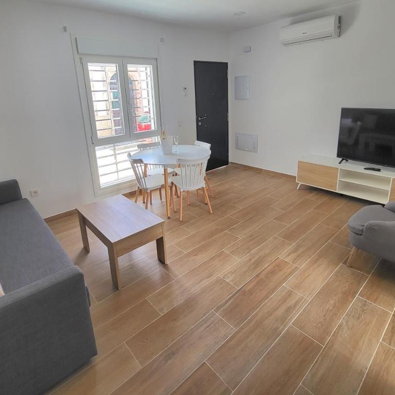 Apartamento nuevo en Planta Baja C con Piscina y Solarium - Apartamento de 1 dormitorio - 9