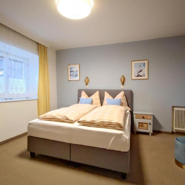 Koller, Pension Haus - Doppelzimmer mit Dusche - 6