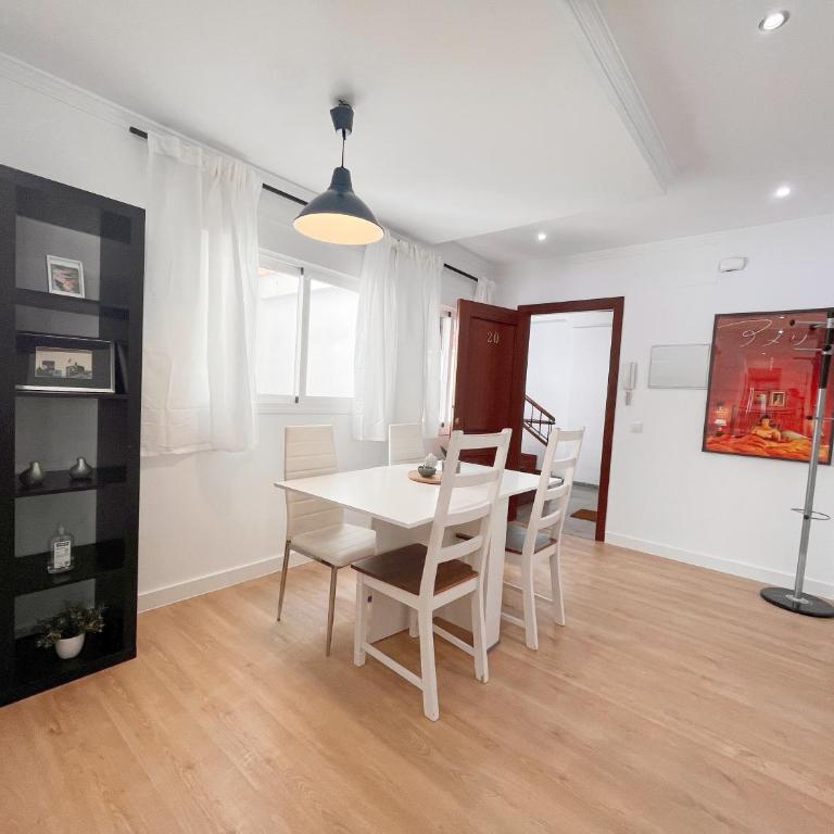 Homely Málaga Soho 520 - Apartamento de 3 dormitorios - 5