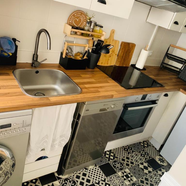 APARTAMENTO CON ENCANTO TÍPICO CERETÀ Centro - Appartement 2 Chambres - 27
