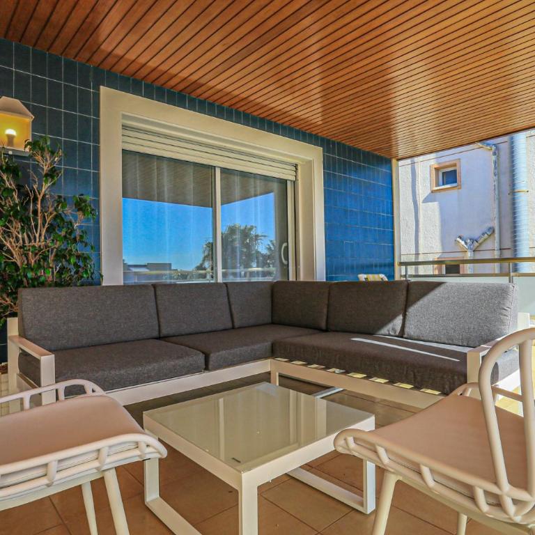LITORAL COSTA DORADA - AQUARIUM Only families - Apartamento - 4
