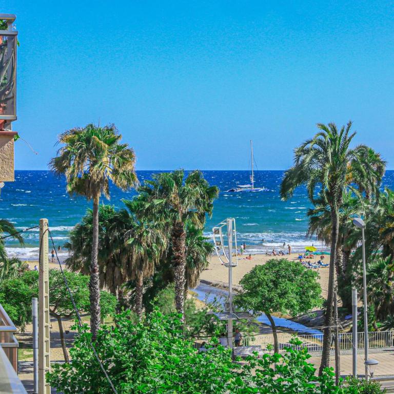 LITORAL COSTA DORADA - AQUARIUM Only families - Apartamento - 44