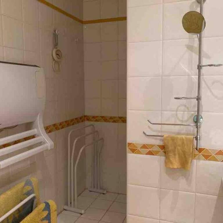 Le Papounet Appartement - Maison de 150m2 à 500m de la plage et du centre ville - Apartment mit 3 Schlafzimmern - 16