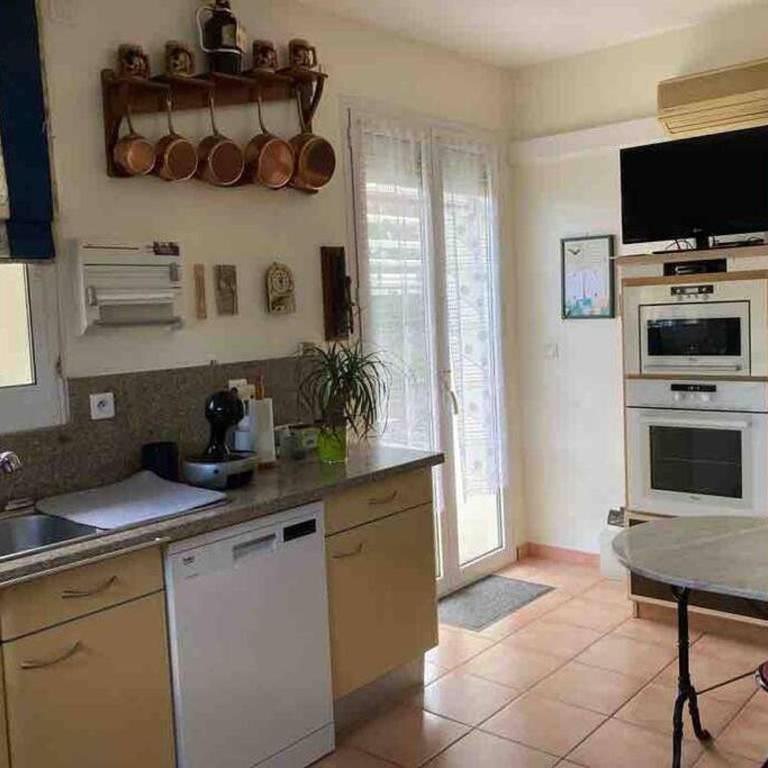 Le Papounet Appartement - Maison de 150m2 à 500m de la plage et du centre ville - Apartment mit 3 Schlafzimmern - 8